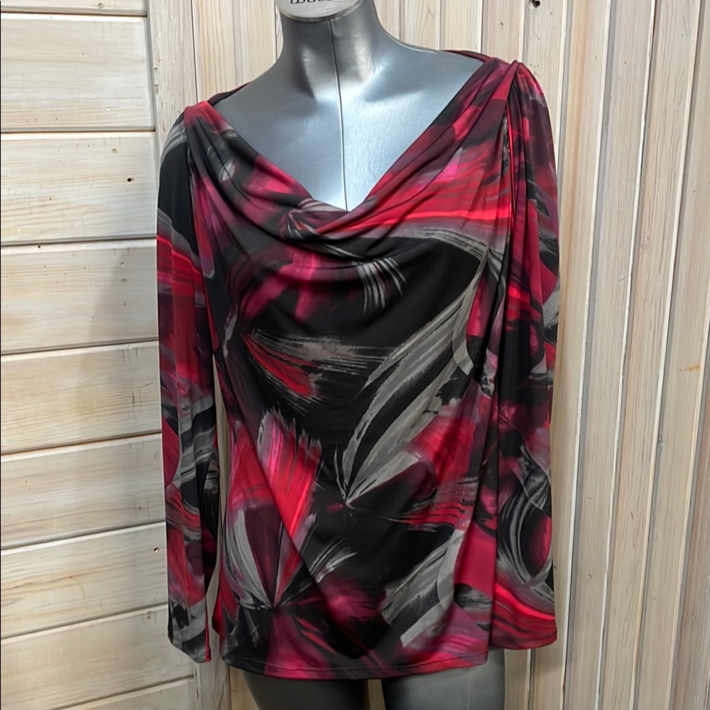 Worthington Graphic Black and Red Long Sleeve Blouse